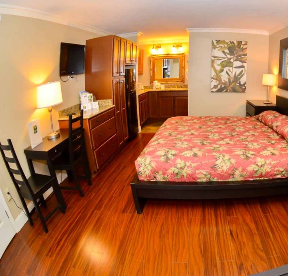 Queen Room